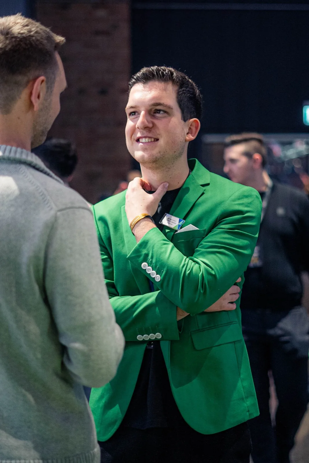 Austausch mit Händlern am Stand